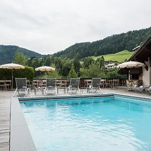Le Petit Dru Hotel